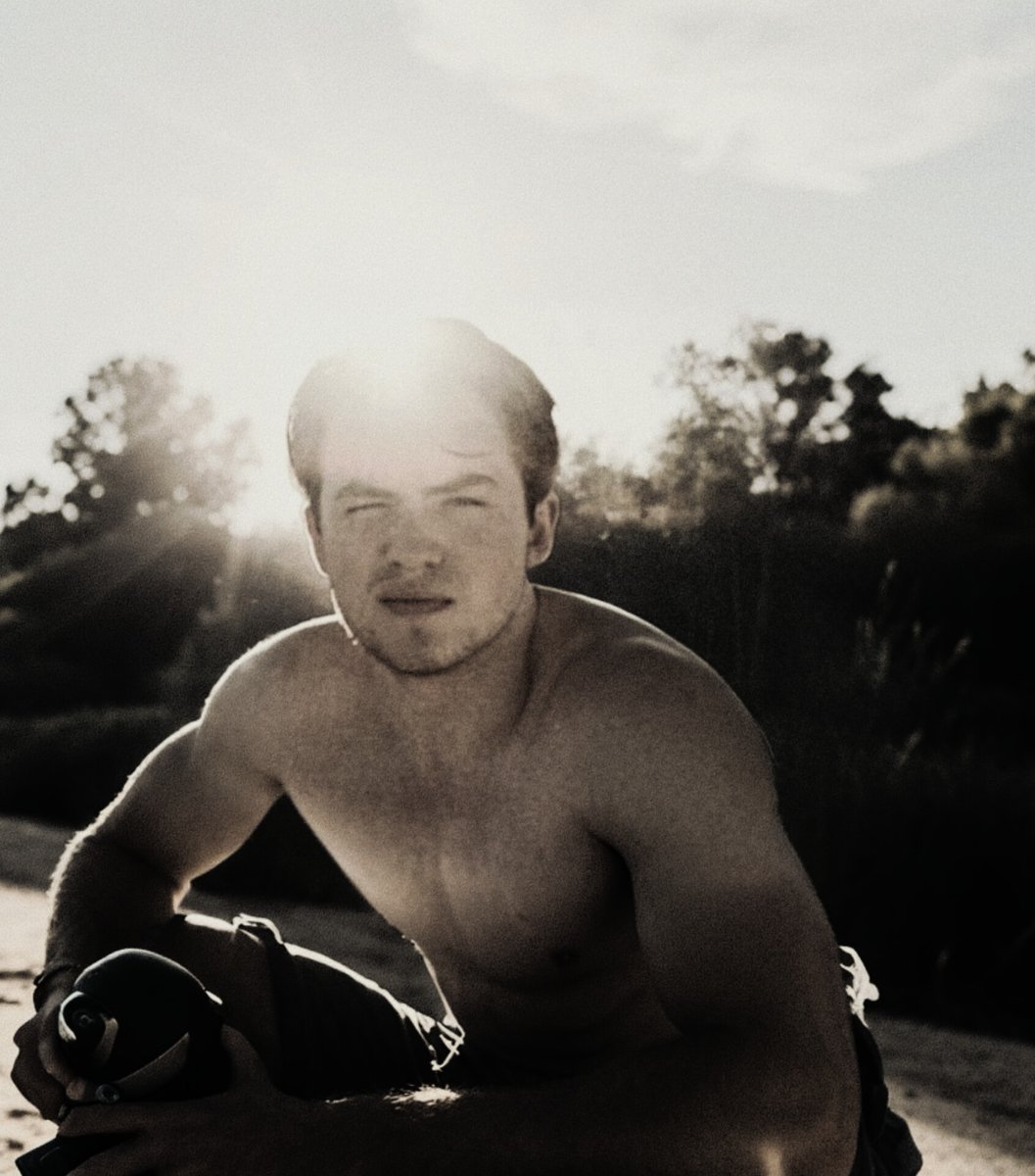 𝖏𝖊𝖑𝖑𝐲𝖋𝖎𝖘𝖍. tweet media