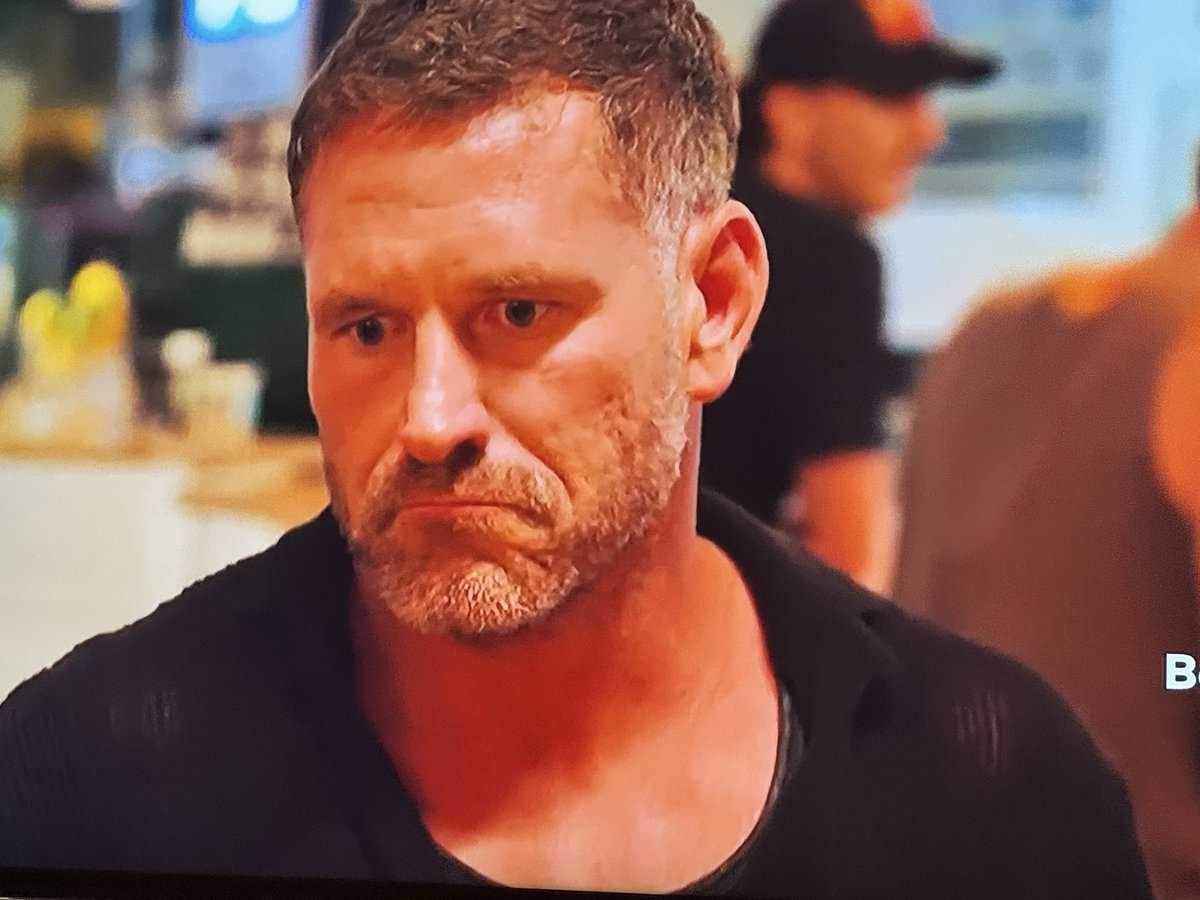 Shut up, 90 Day Fiancé is on tweet media