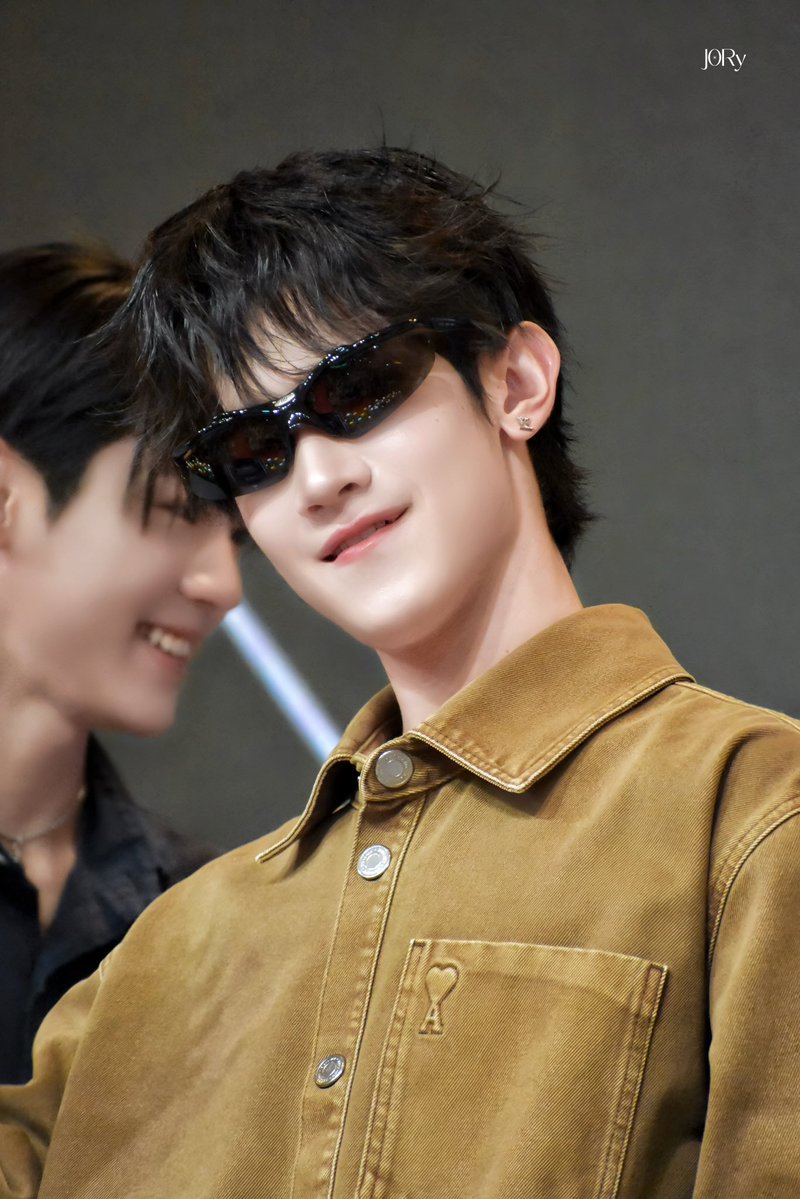 jory (🍊) tweet media