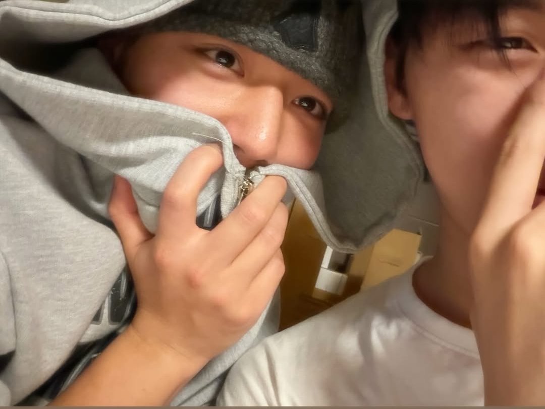 n ☀️ tweet media