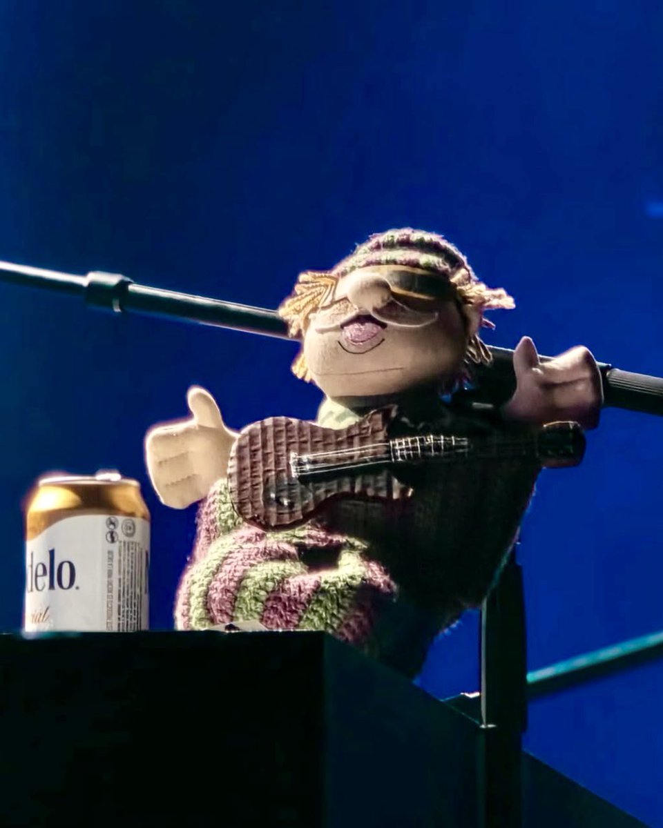 eme ✩⡱ tweet media