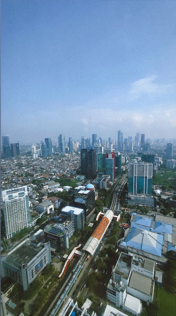 No_Vicka tweet media