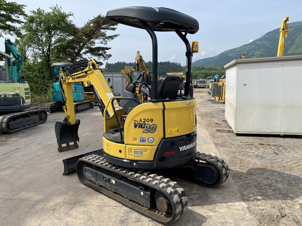 r_engineering2's tweet photo. 【販売中の重機紹介】
YANMAR VIO20-6
2024年式/227hr
フォークなどのアタッチメント���装着可能。作業の幅が広がります!
写真・詳細はこちらから👇
https://t.co/CrutBu5ZA1
ご質問はDMでお気軽に💬
#重機 #中古 #建設機械 #UsedExcavator #ユンボ #ヤンマー #Vio20 #配管付き #栃木県 #那須塩原 https://t.co/1w1y0wNSd9