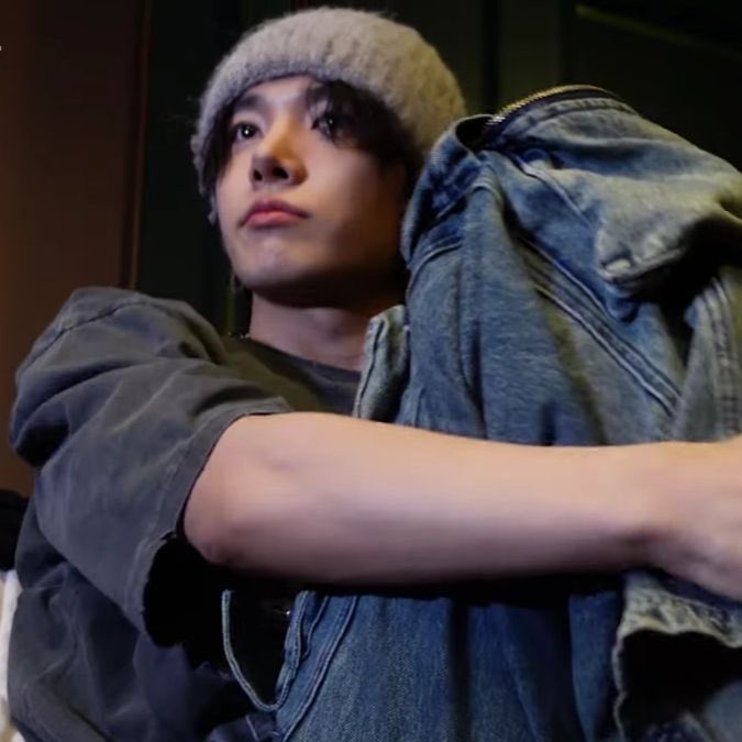 sarah ⋆˙⟡ en- is seven tweet media