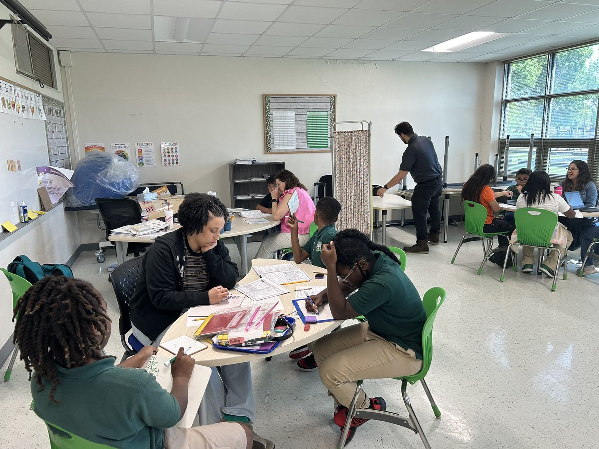 Tom C. Gooch Elementary tweet media