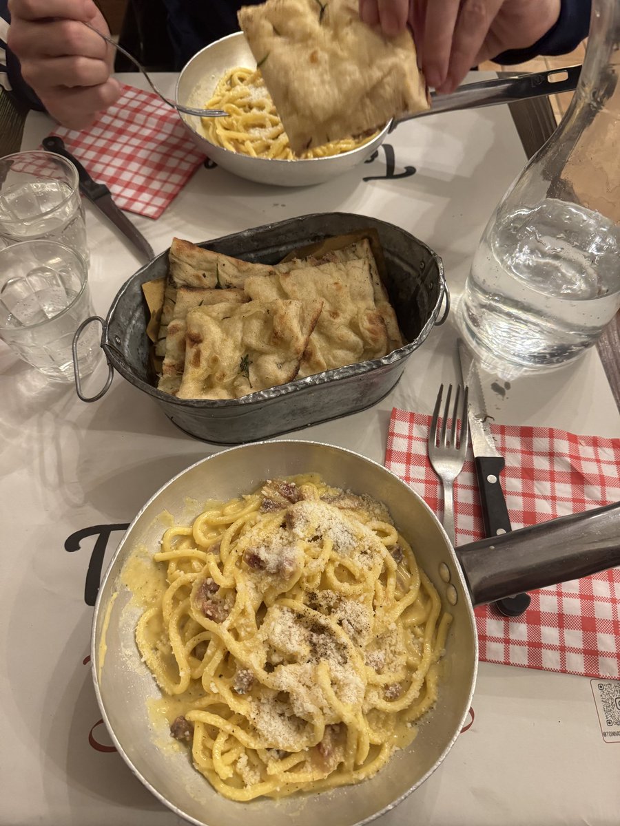 Pam🇪🇸 tweet media