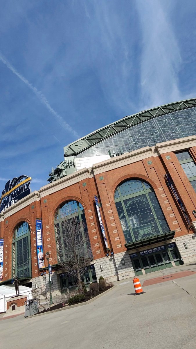Elijahjames1's tweet photo. #whitesoxvsbrewers2026 #americanfamilyfield # Milwaukee https://t.co/mRwnwB7SyI