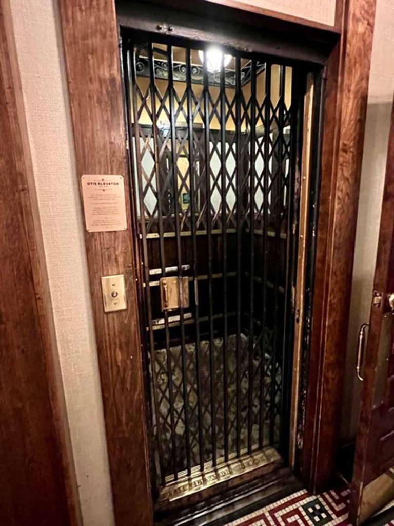 Thomas Sutton tweet media