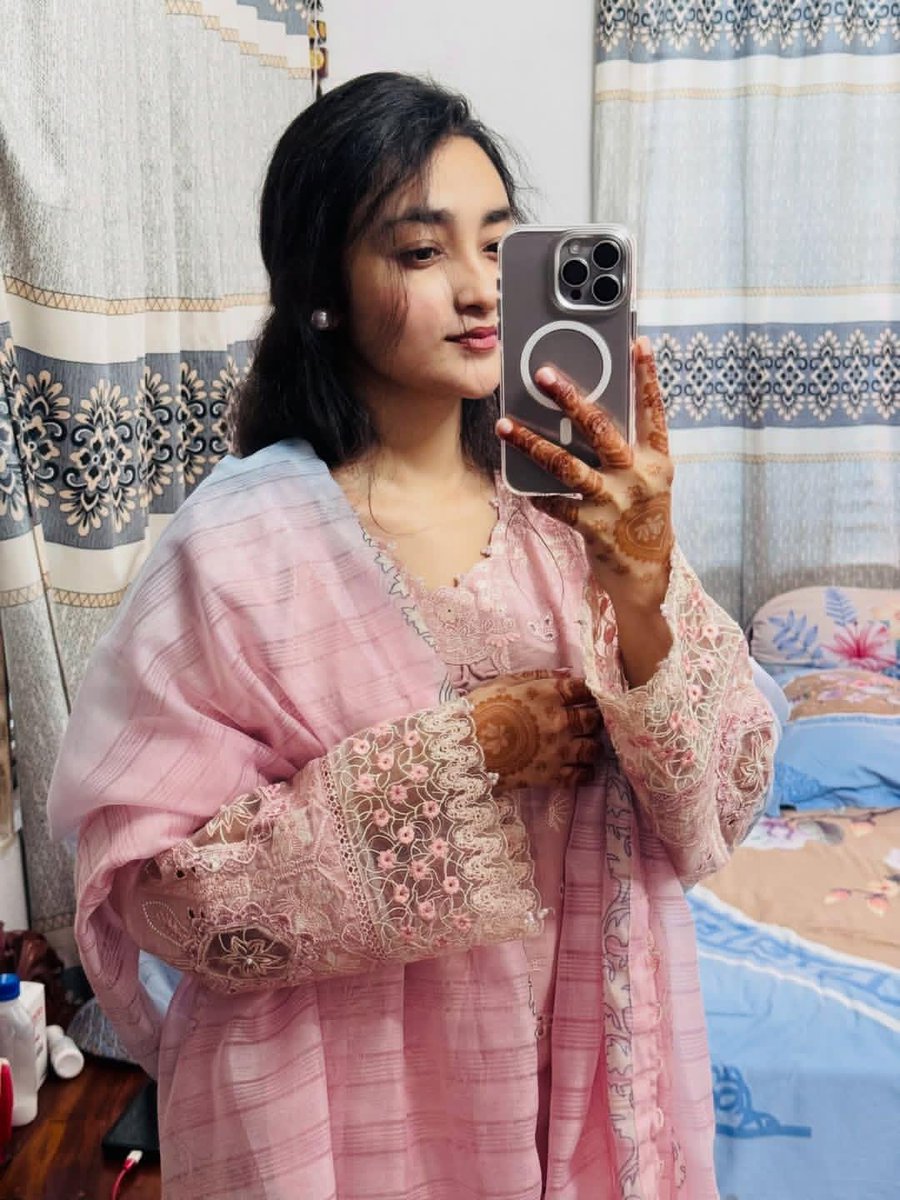 Bestie-# tweet media