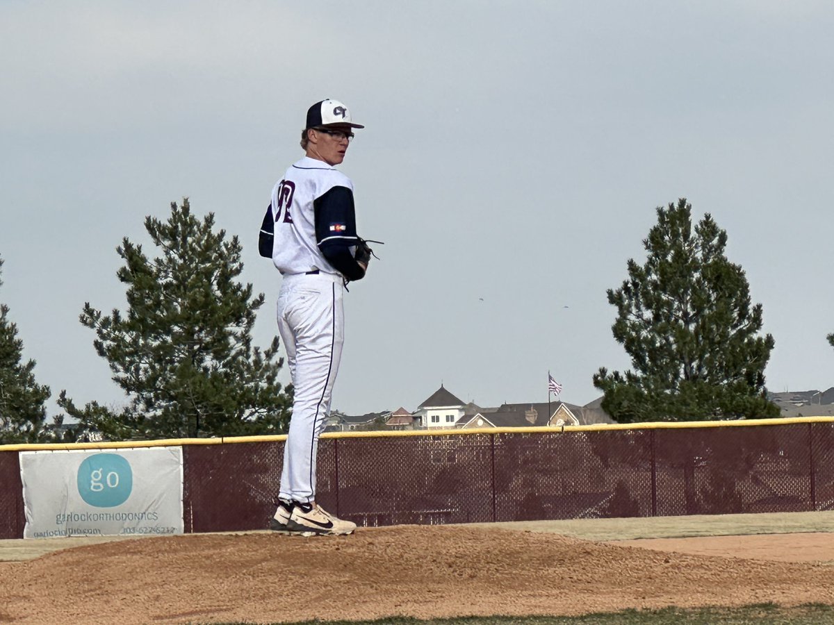BretFischer_bsb's tweet photo. First Varsity Relief stat-line
4.2 innings | 23BF | 5H | 7 runs (2 earned) | 2 BB | 3K’s | 2.471 ERA
@CTHS_Baseball https://t.co/CXnrTh2Fb1