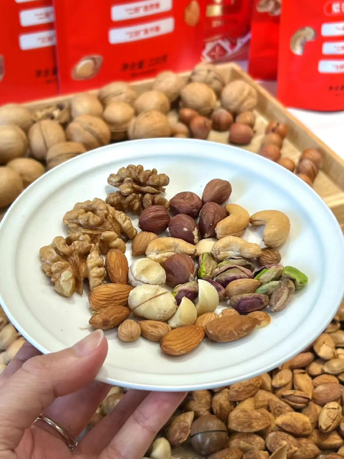 promeetheus tweet media