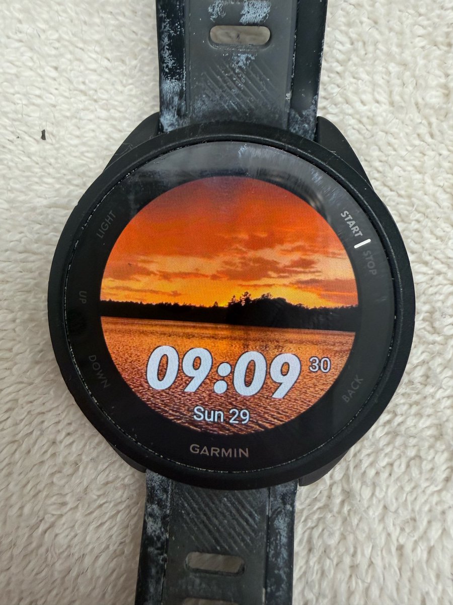 PSLtreasure's tweet photo. I found this Garmin watch while metal detecting on a Florida beach. Help me find the owner. 
#Garmin #Watch #Lostproperty #Lostjewelleryrecovery #SpringBreak #Deus2 #metaldetecting #Florida #Foundproperty https://t.co/RzT4S5MQJ8