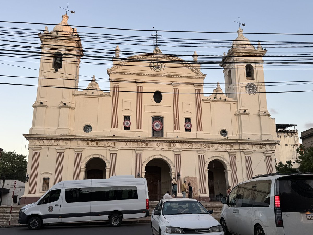 Vane Vazquez tweet media