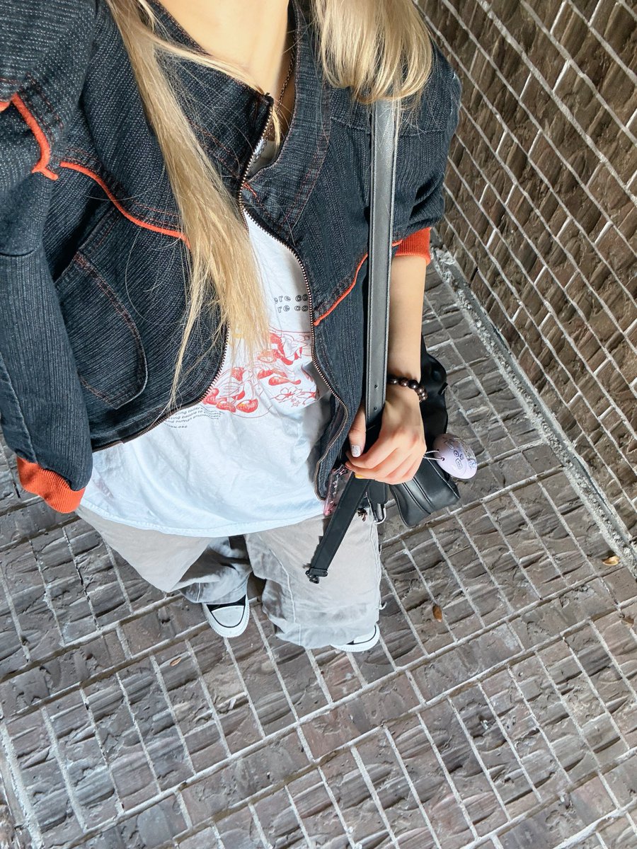 Yunnie 🍓 tweet media