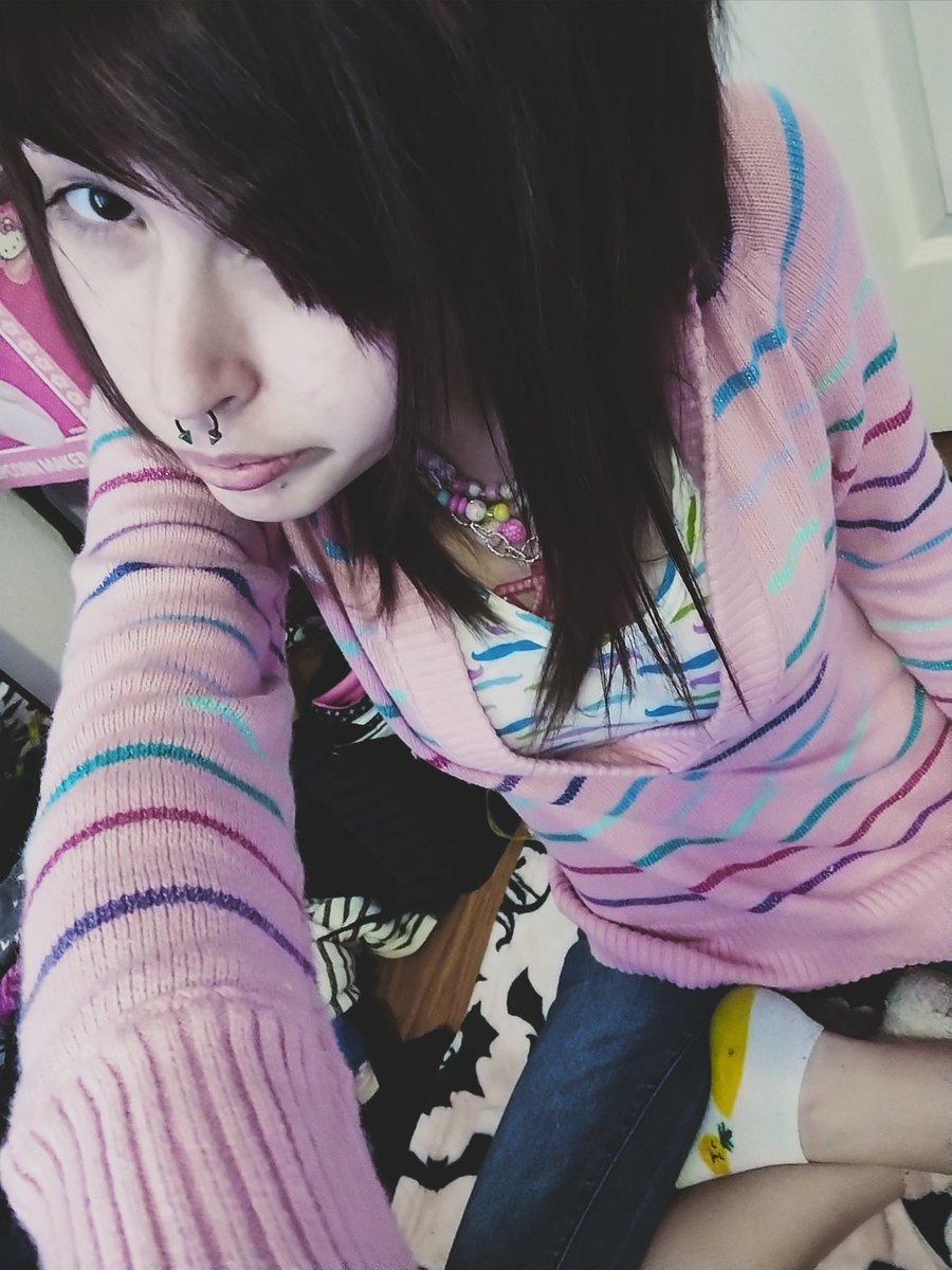 para𓏲ּ𝄢 shedtwt tweet media