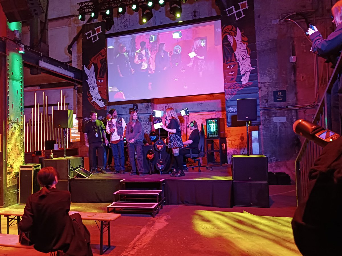 Bigtonney tweet media