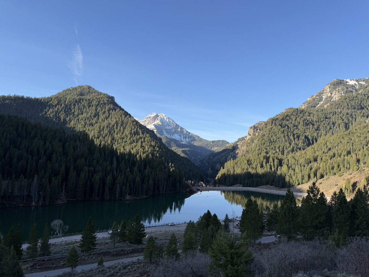 RachelHaless's tweet photo. Silver Flat Lake Trail 🩶🥾🌲 https://t.co/aGYcIxQkb5
