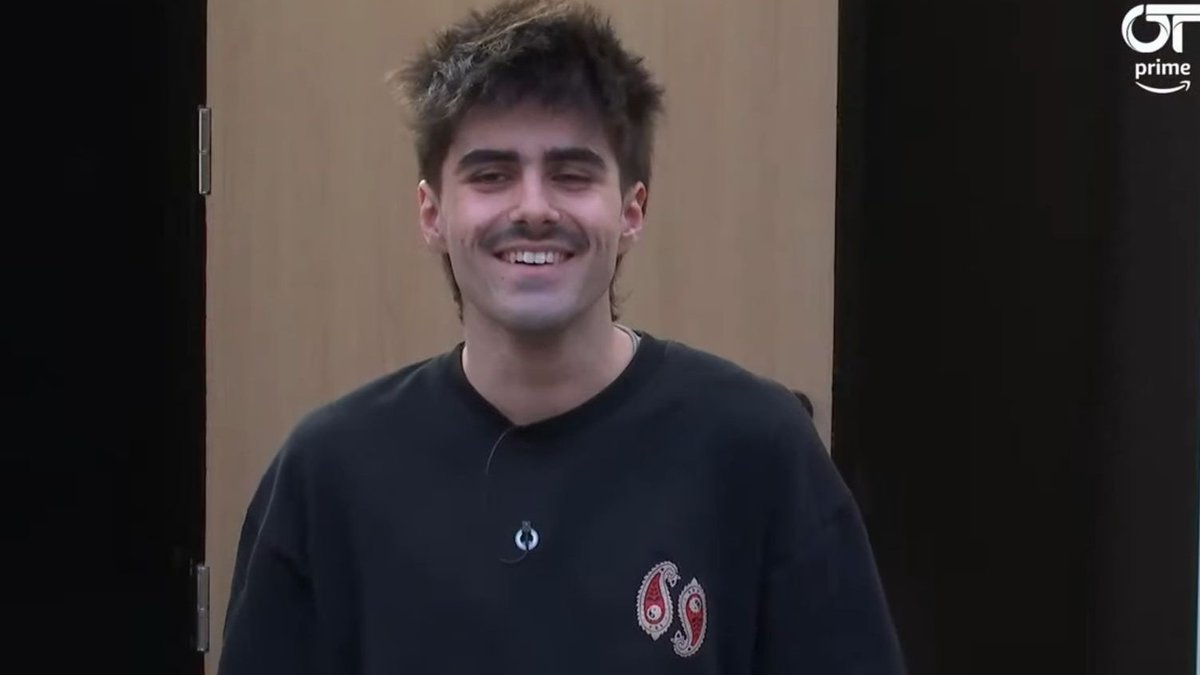 lo conocimos con 18 y ya cumple 21 🤧 lloro :_( 
ZORIONAK MARTIN