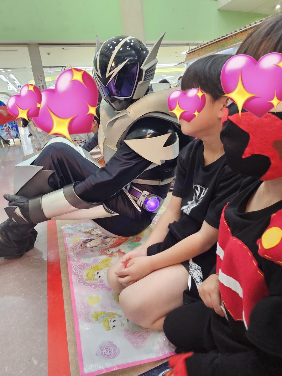 時空の歪み(笑)
#イバライガー
#イバライガーブラック
#ミニガール
#ミニライガーブラック