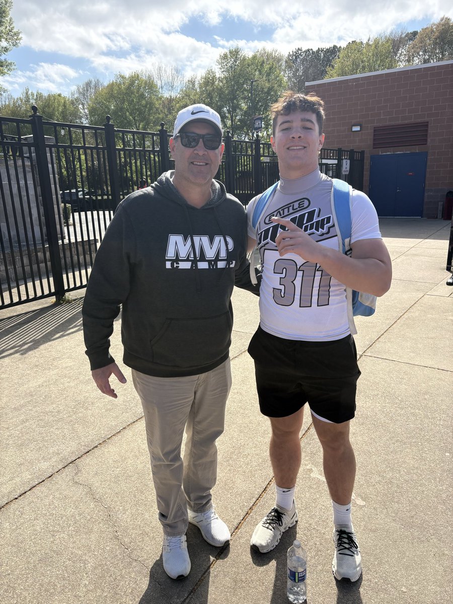 camjames99 tweet media