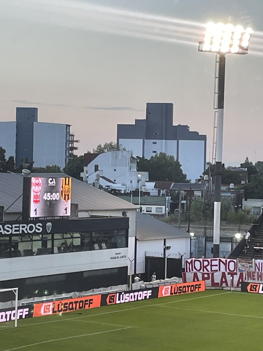 Romina de la Fuente tweet media