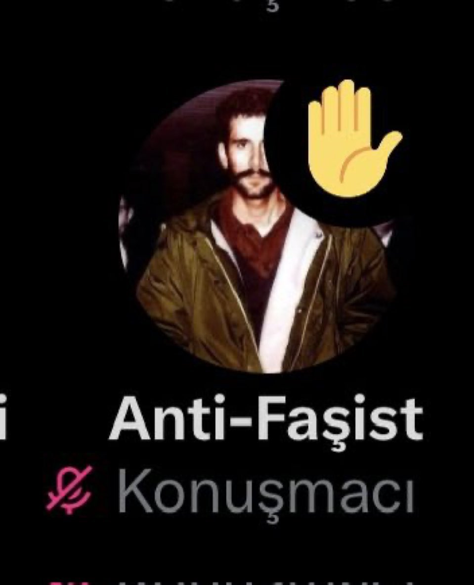 R✪tînda☭ tweet media