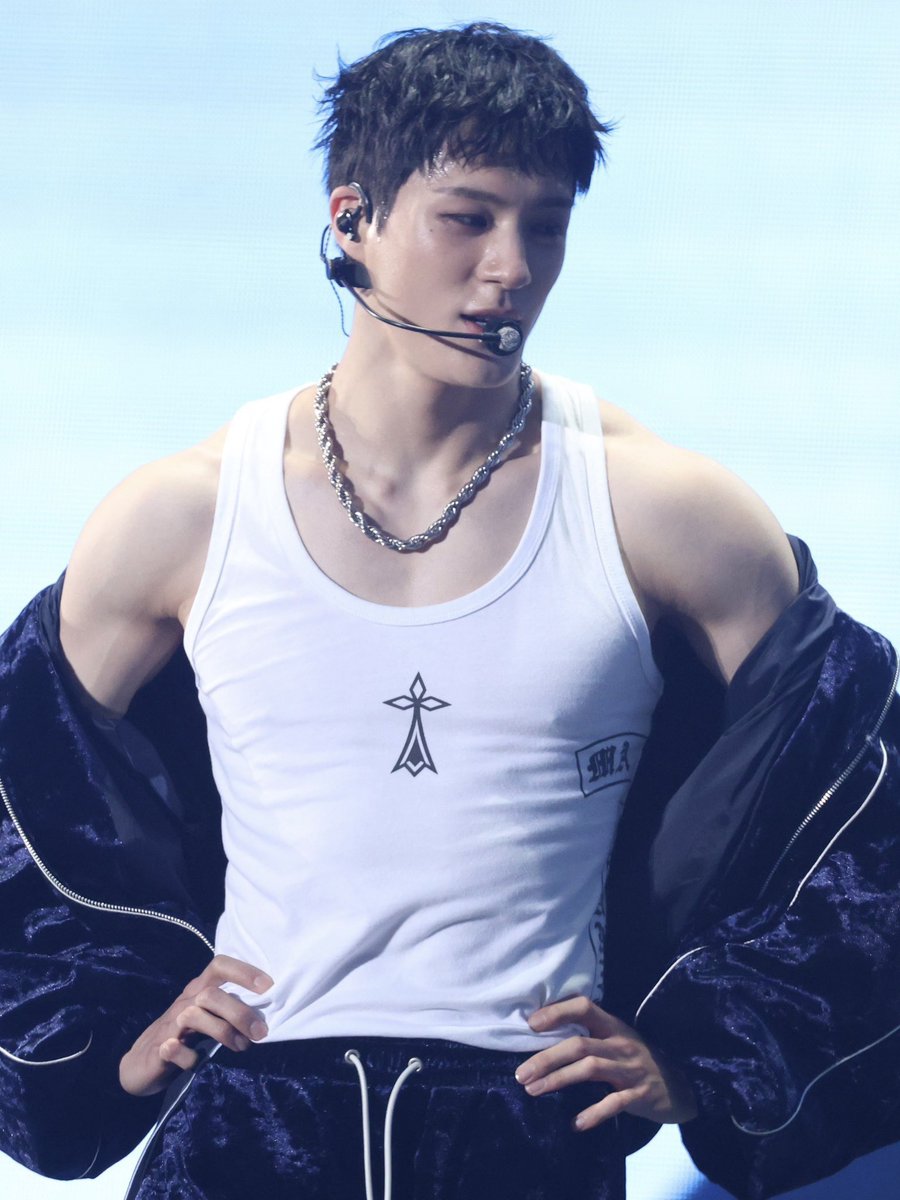 BigMackTruck711 tweet media