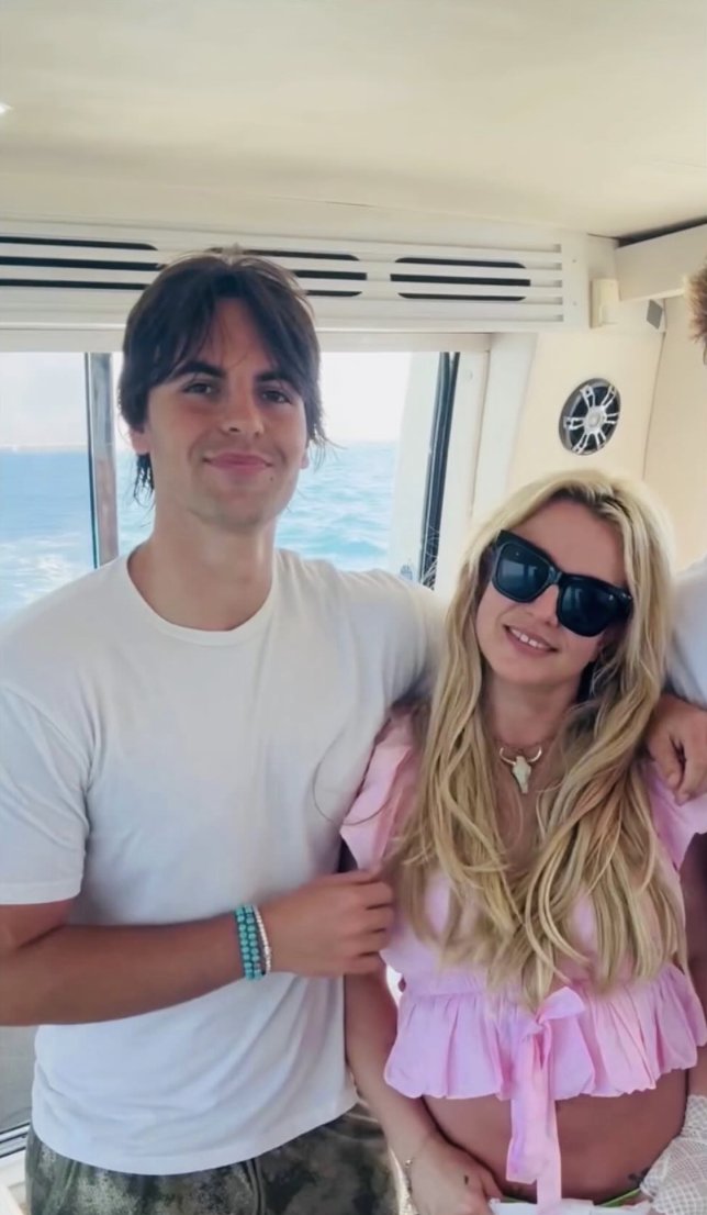 BreatheHeavy tweet media