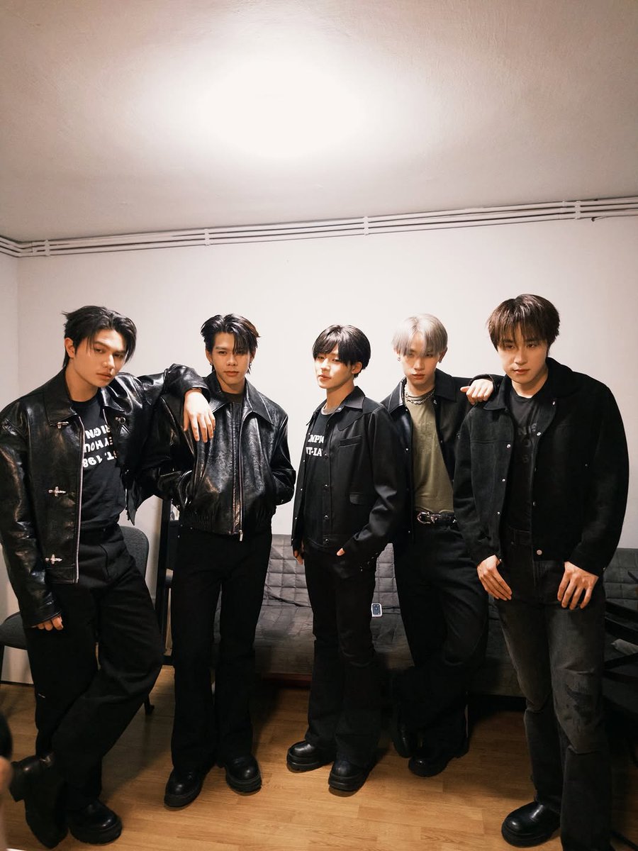 𝙠𝙖𝙯𝙪✴ tweet media