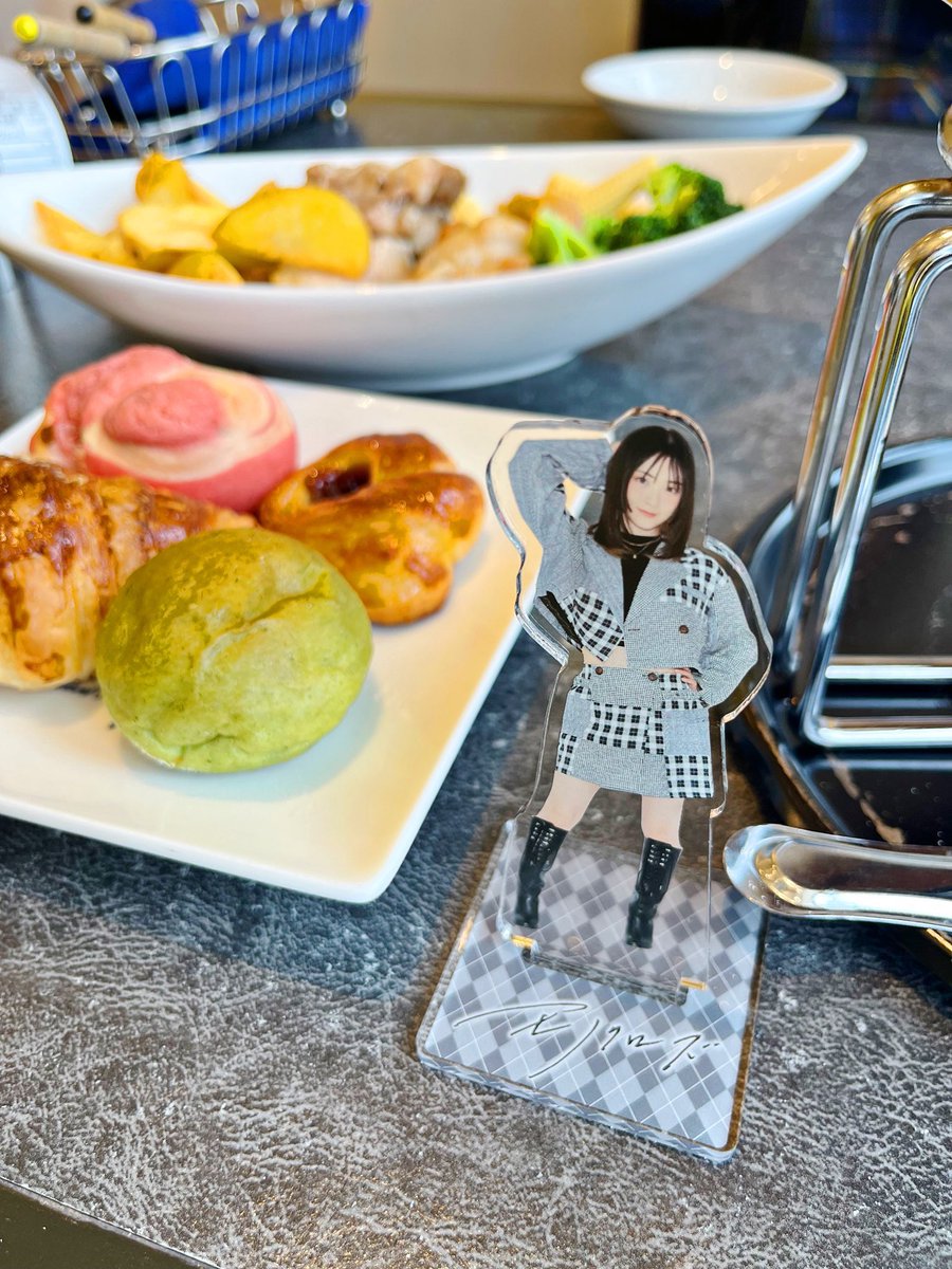 ちかこ tweet media