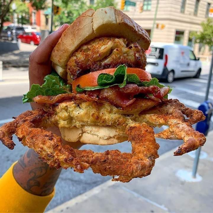 David Custy tweet media