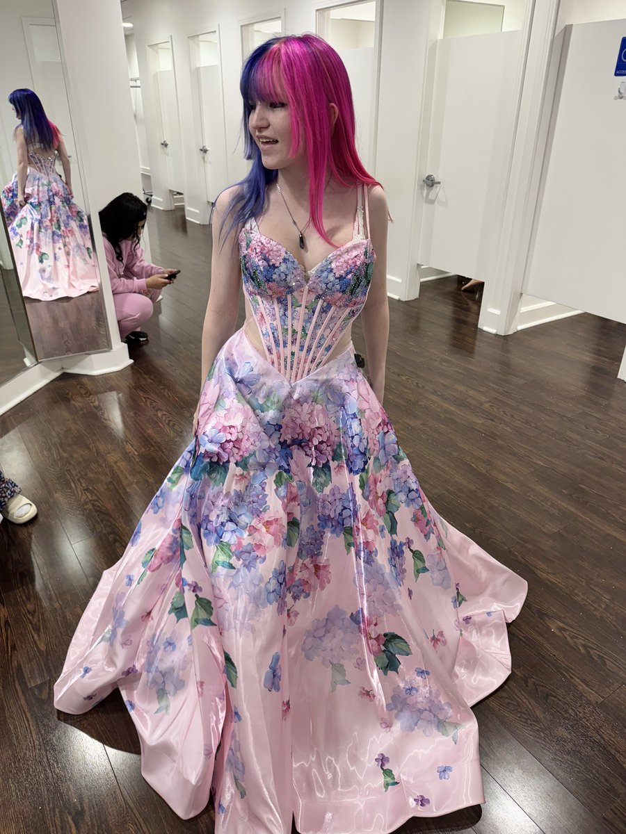 nienie EN=7 💛💜 SEEING BTS tweet media