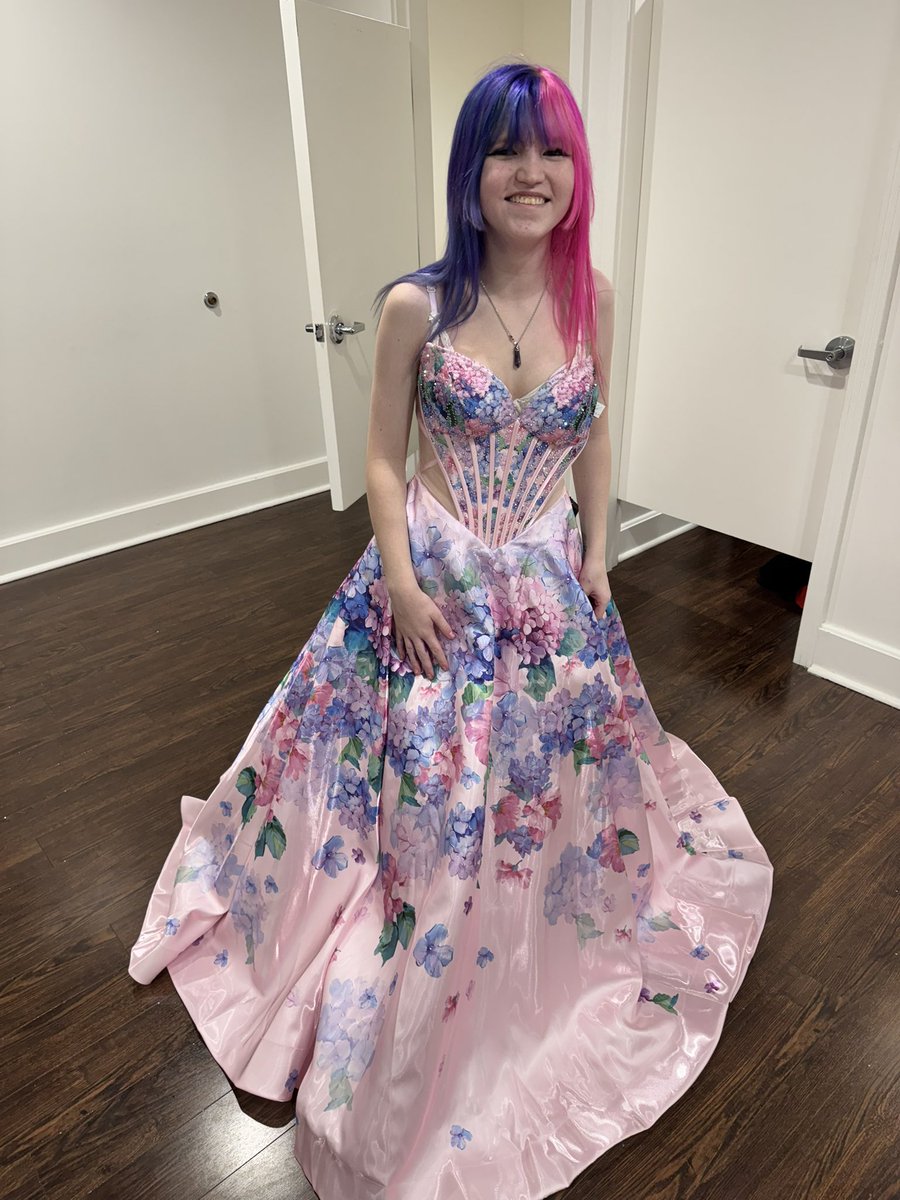 nienie EN=7 💛💜 SEEING BTS tweet media