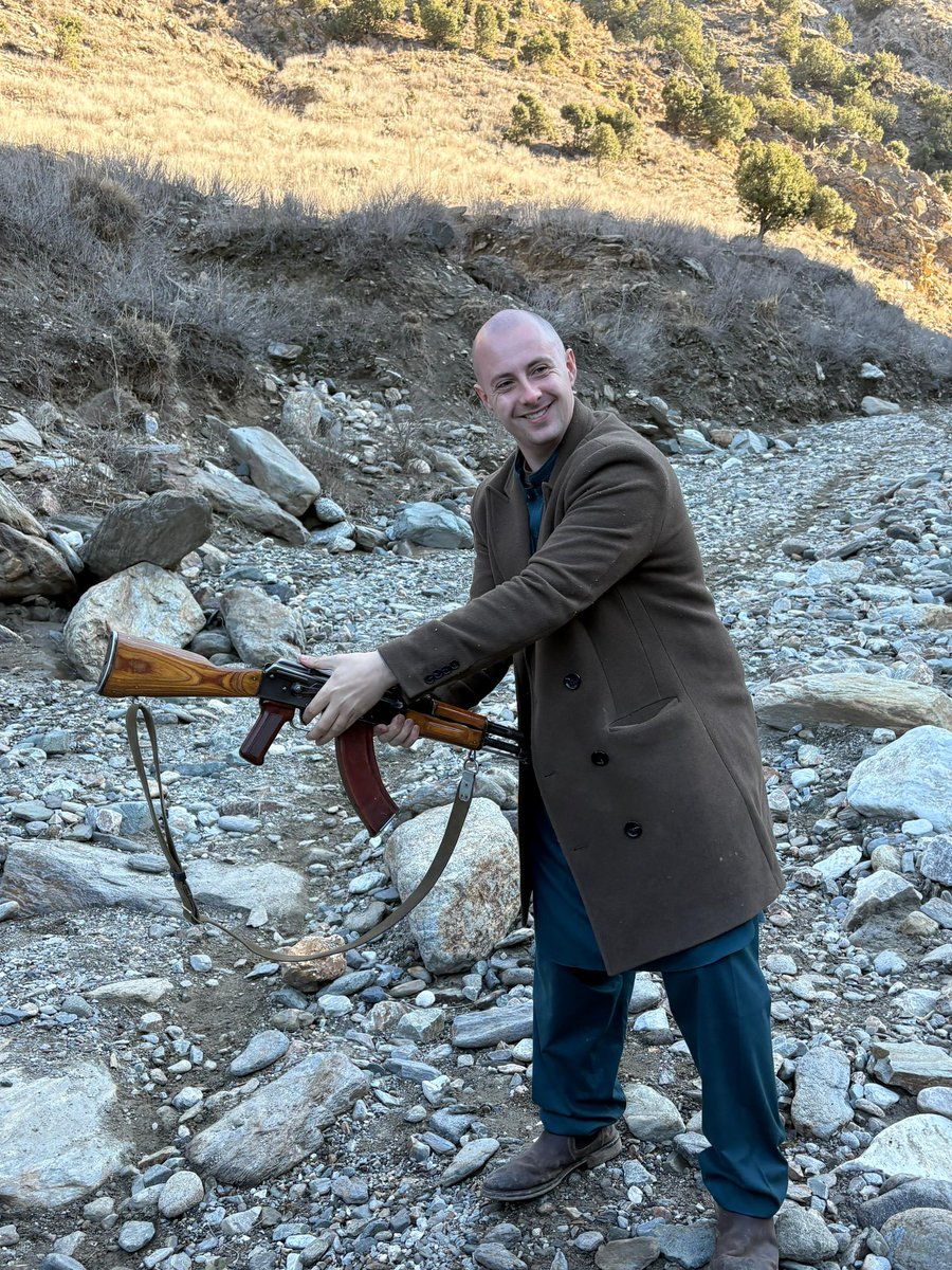 Lord Miles Official tweet media