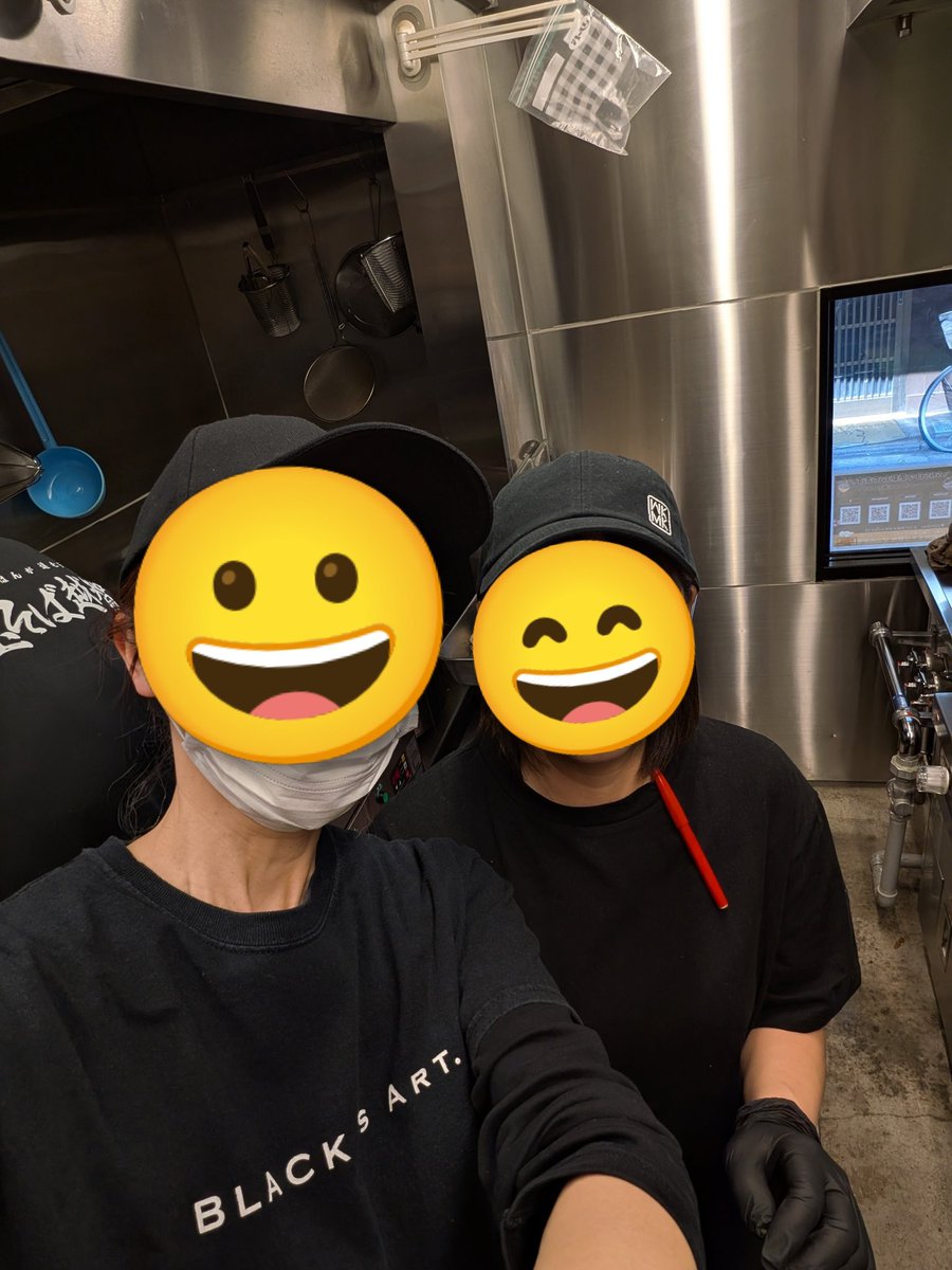 こころ tweet media