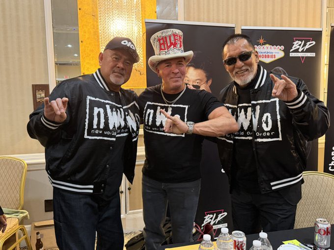 GrappleClips tweet media