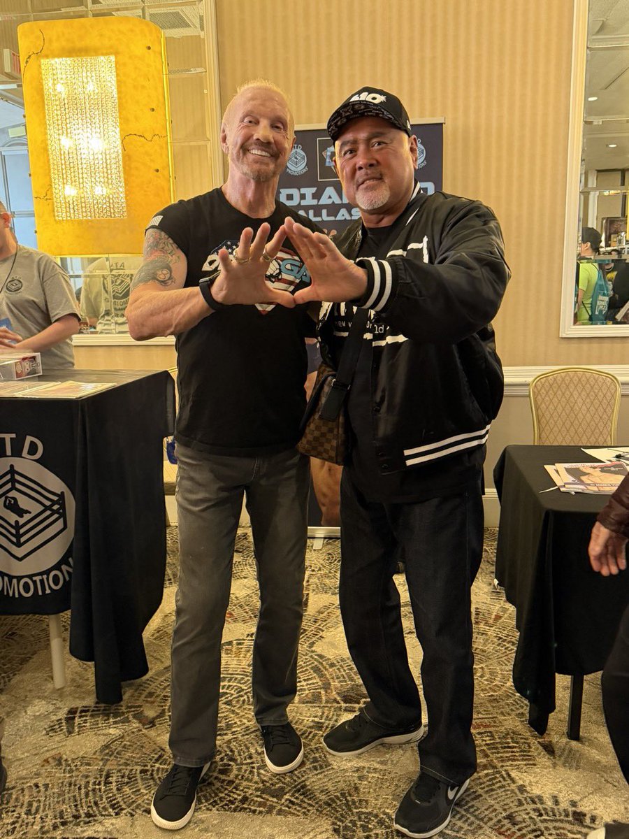 GrappleClips tweet media