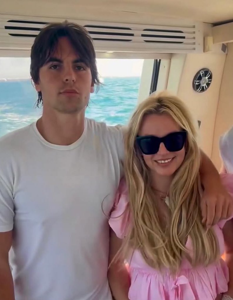 TheOriginalDoll tweet media