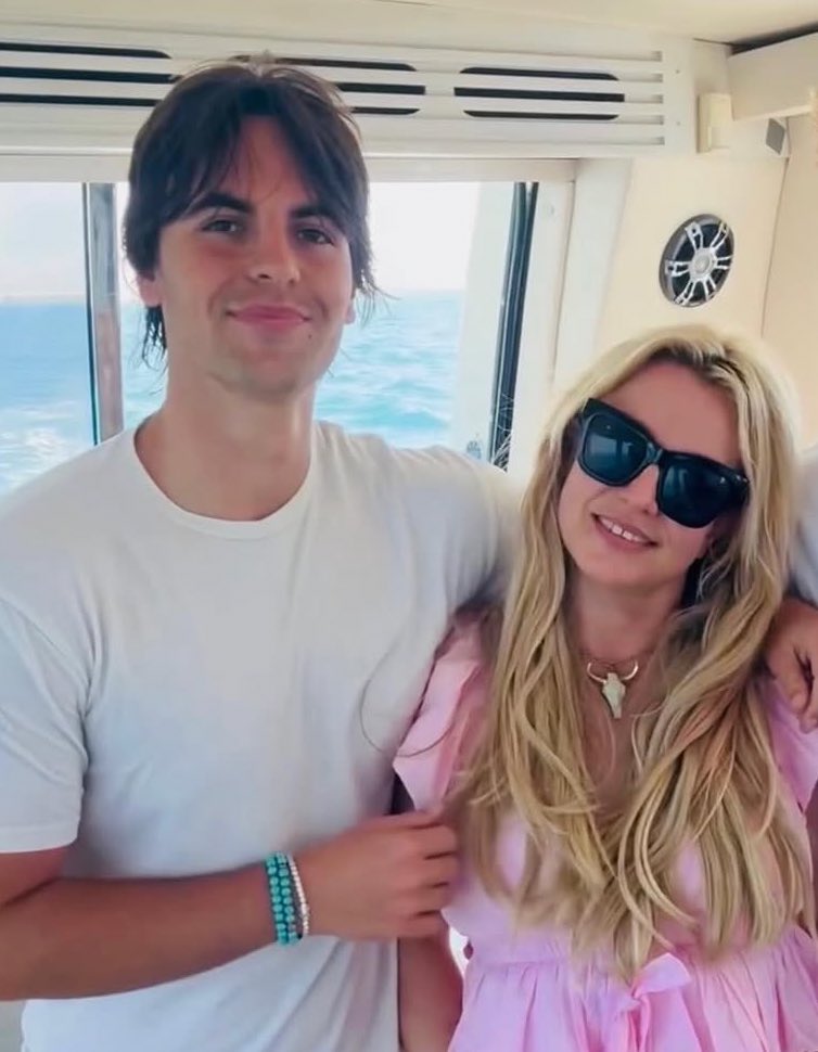 TheOriginalDoll tweet media