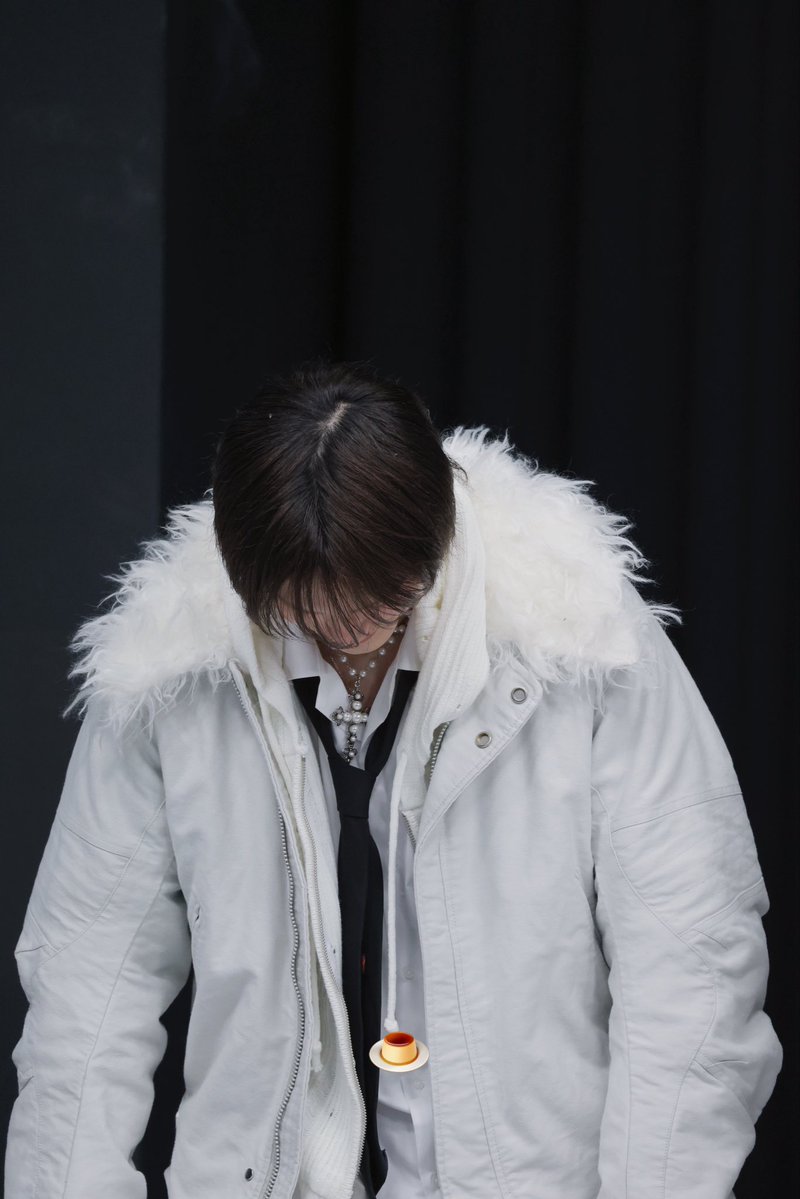 り ྀི tweet media