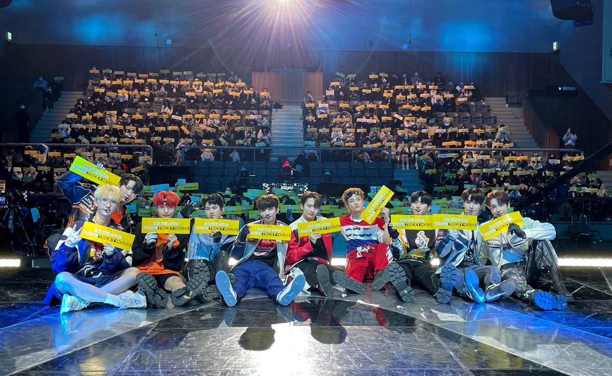 ৎ୭ Nara 奈良 • tweet media