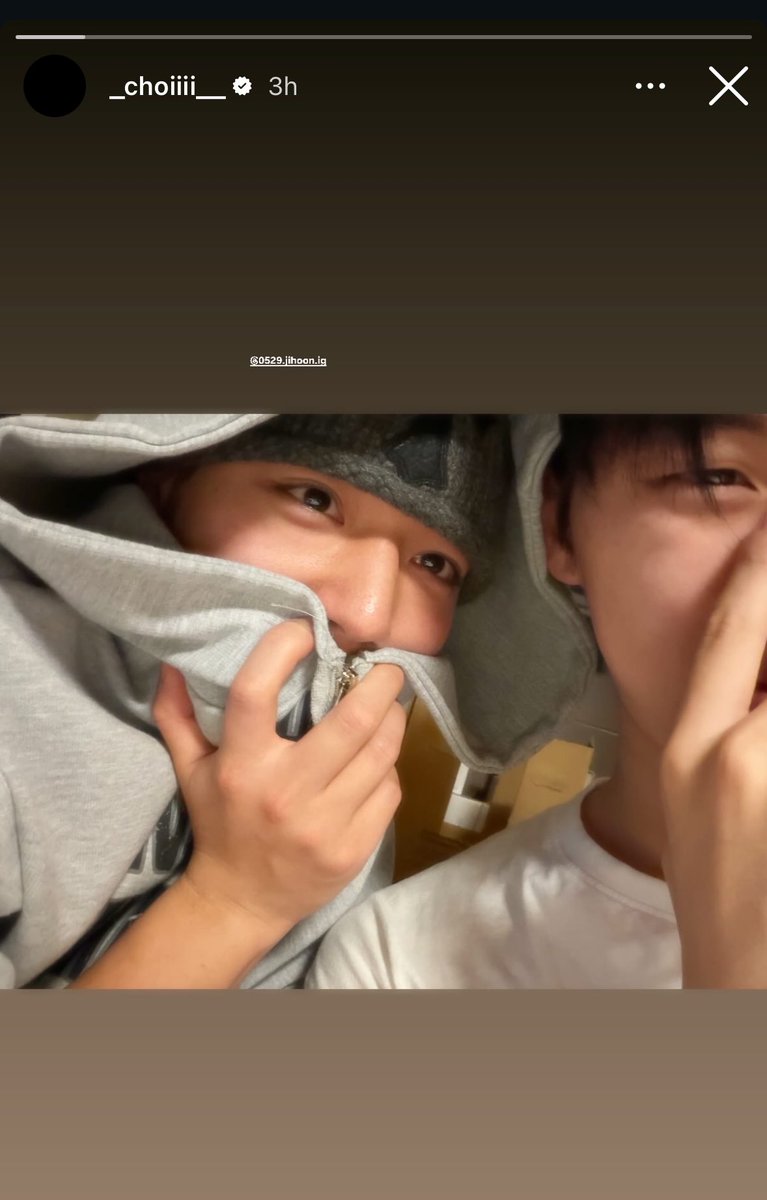 PommeOff's tweet photo. BROOOO AAAAAAAAAAA https://t.co/q7MQikJkXx
