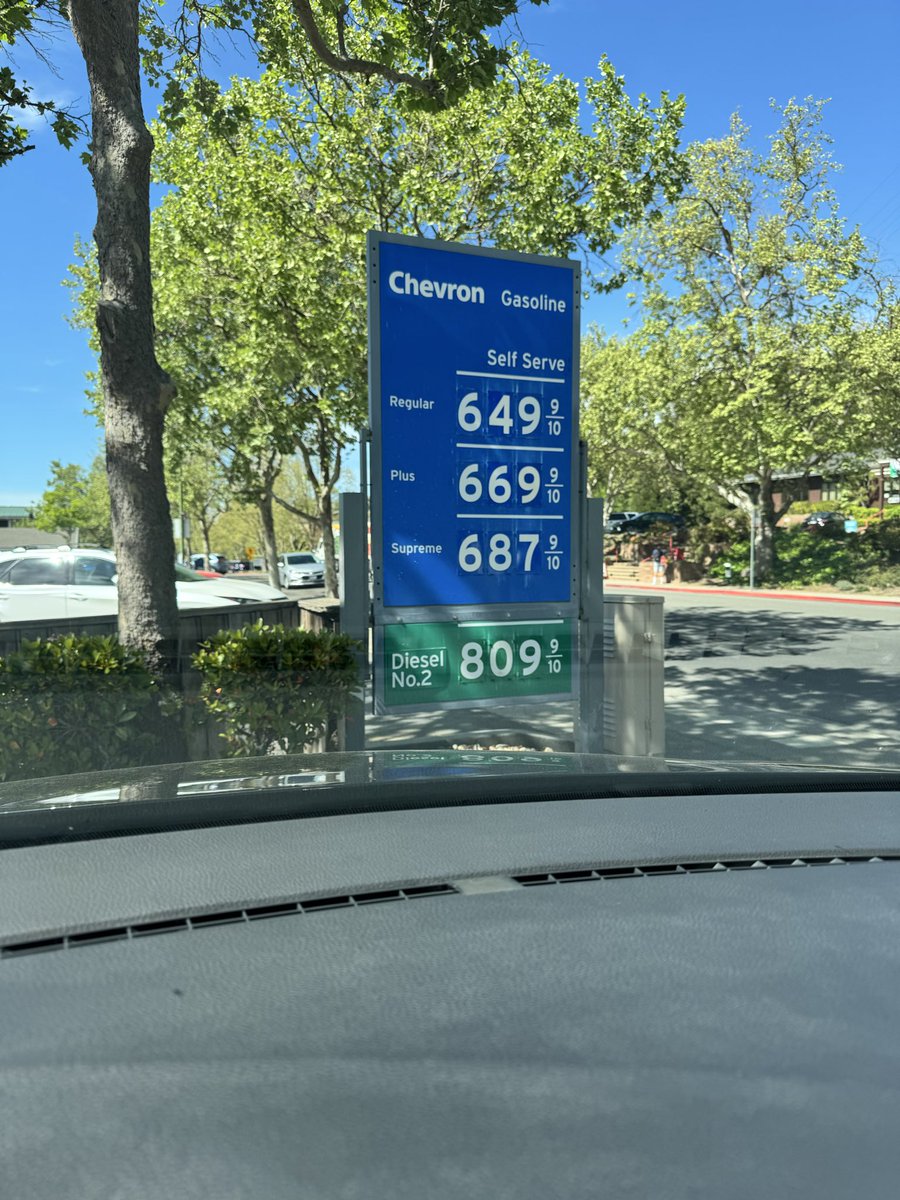 docsven's tweet photo. @GasBuddyGuy https://t.co/9uvbeOljQM