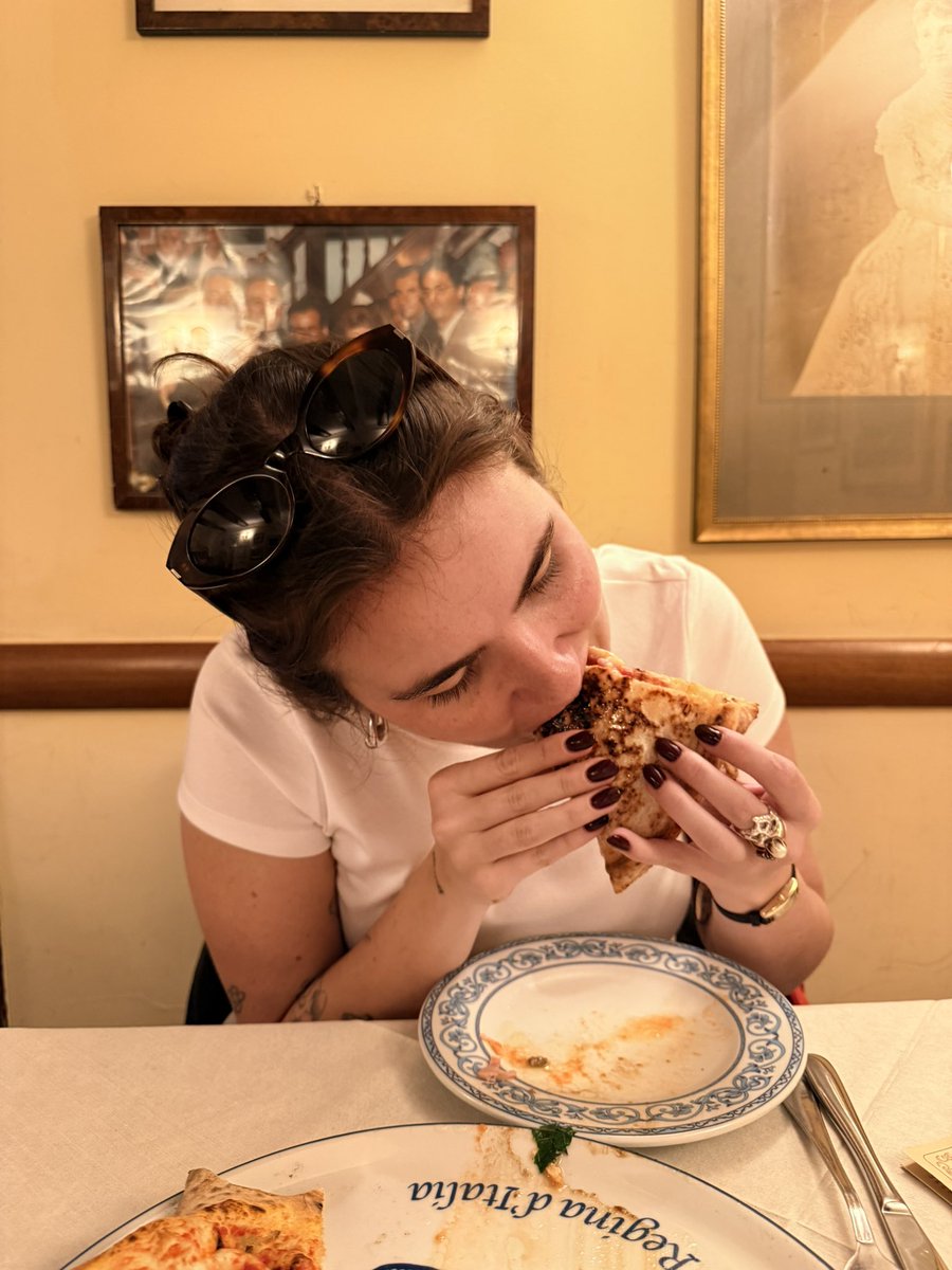 harry estilos tweet media