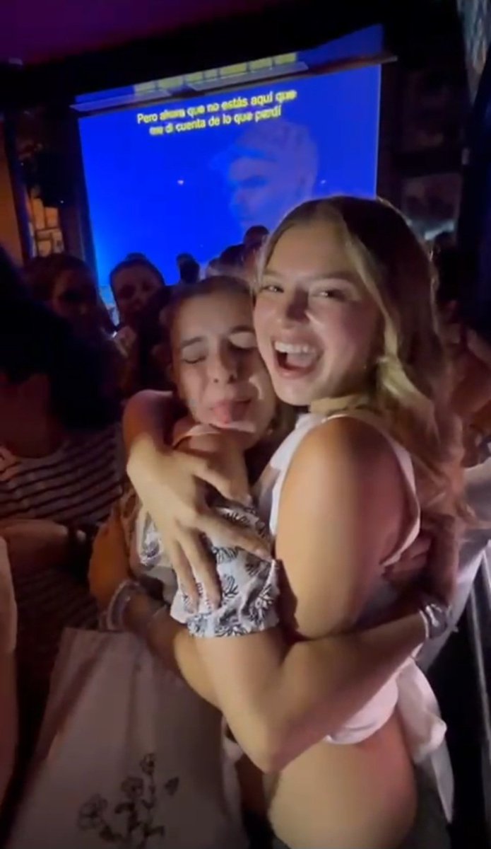 bel๐งธ tweet media