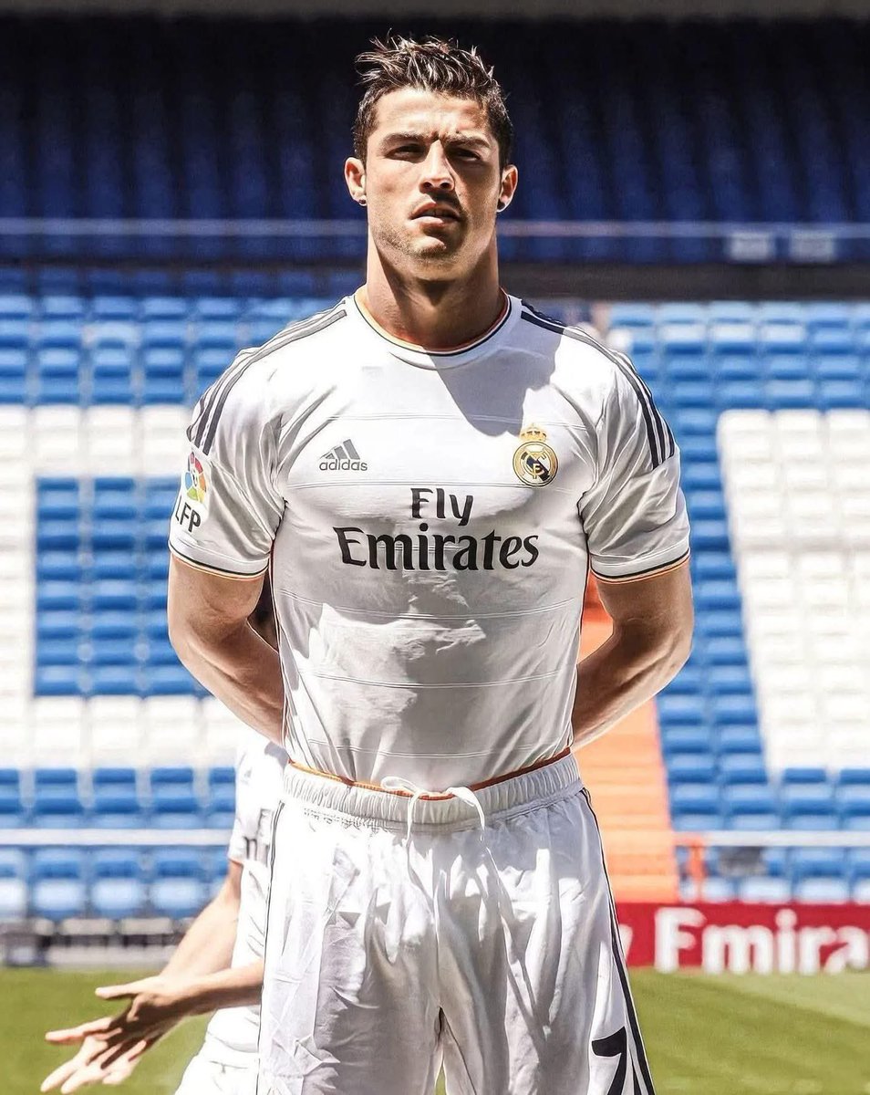 futeousadia's tweet photo. Não existe foto com mais AURA que essa. 🔥 https://t.co/0m0bANVhrK