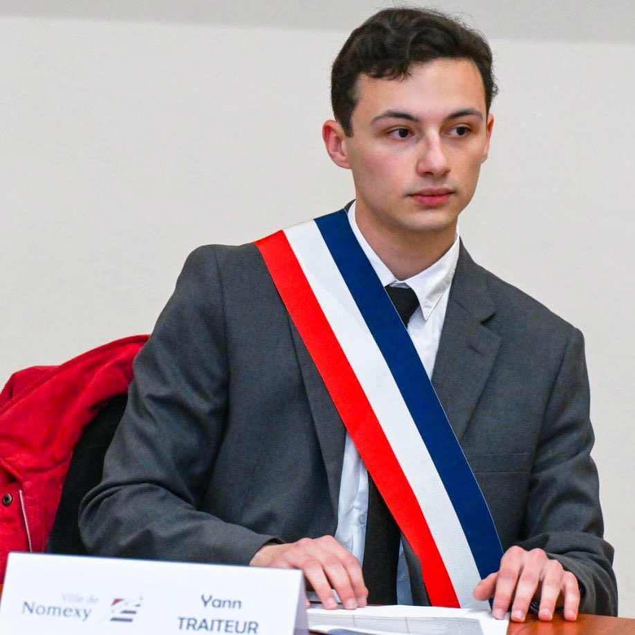 ÉCHELON 🇫🇷 tweet media