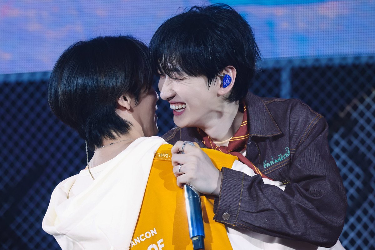 dyl ᴿᵘⁿ ᵃʷᵃʸ ᵗᵒ ᵃʳᶜᵃᵈⁱᵃ tweet media