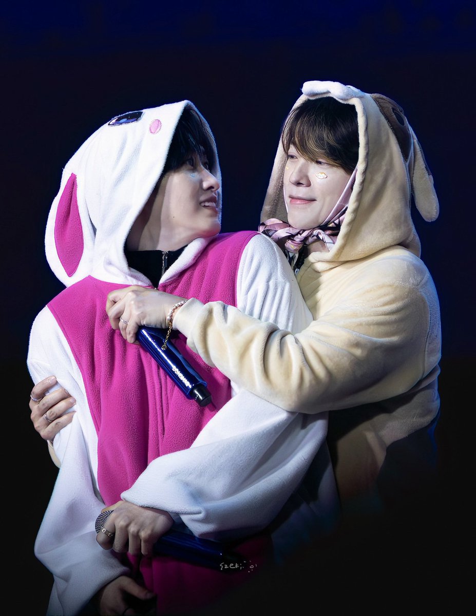 dyl ᴿᵘⁿ ᵃʷᵃʸ ᵗᵒ ᵃʳᶜᵃᵈⁱᵃ tweet media