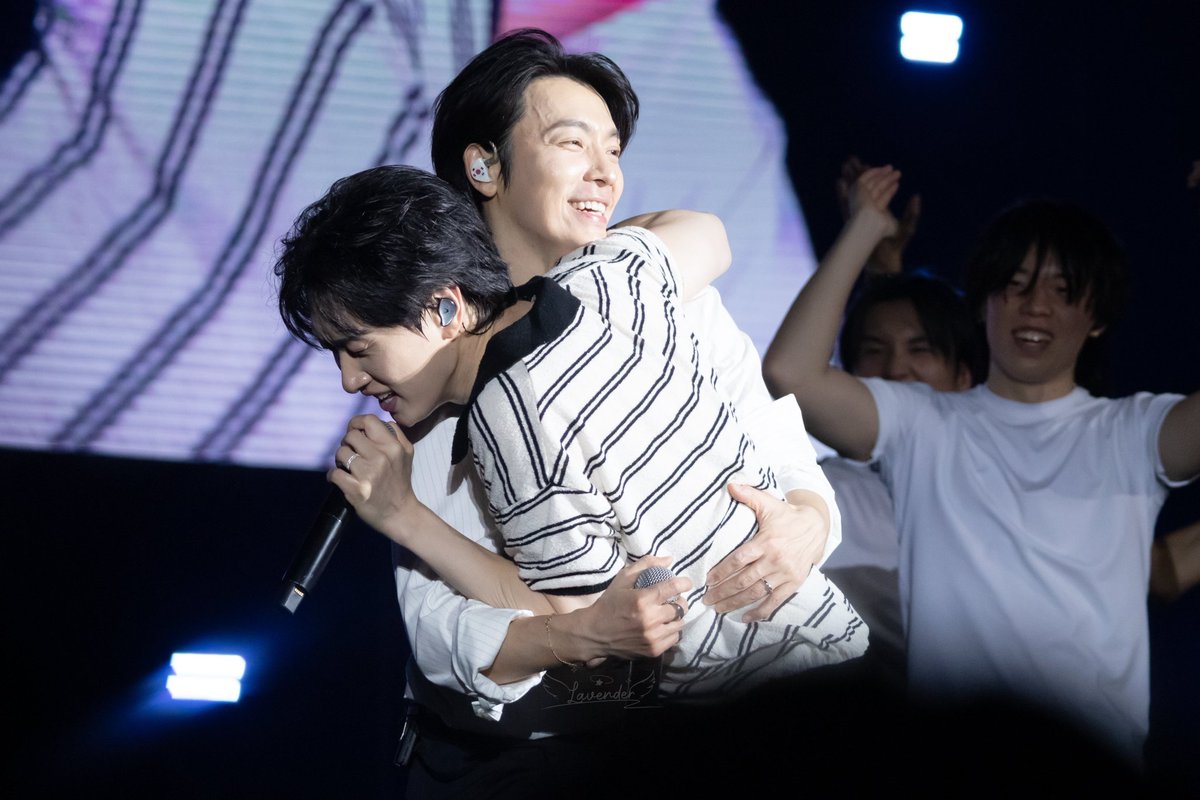 dyl ᴿᵘⁿ ᵃʷᵃʸ ᵗᵒ ᵃʳᶜᵃᵈⁱᵃ tweet media